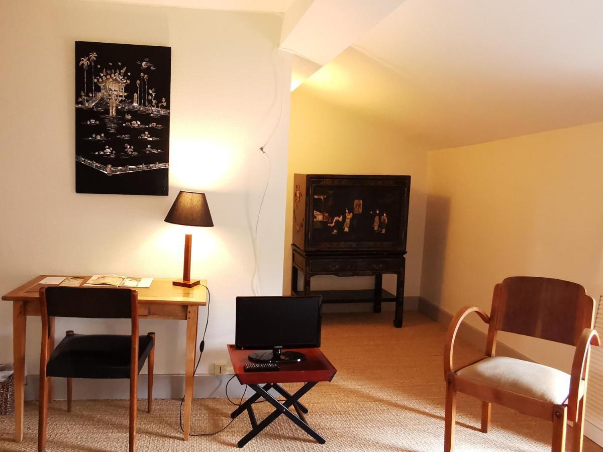 Logis Hotel Restaurant La Barguillere Saint-Pierre-de-Rivière المظهر الخارجي الصورة