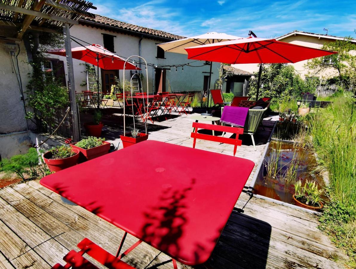 Logis Hotel Restaurant La Barguillere Saint-Pierre-de-Rivière المظهر الخارجي الصورة