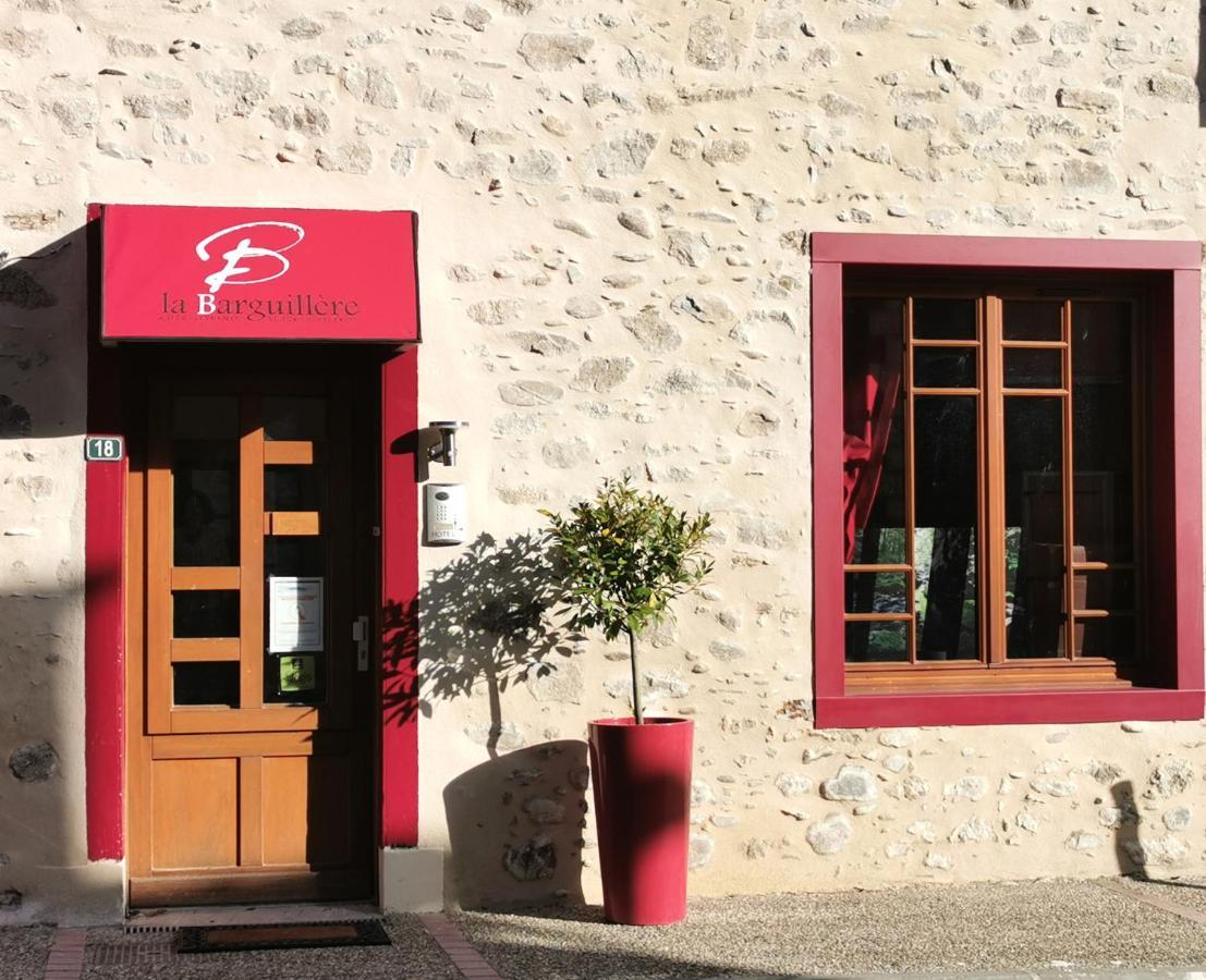 Logis Hotel Restaurant La Barguillere Saint-Pierre-de-Rivière المظهر الخارجي الصورة