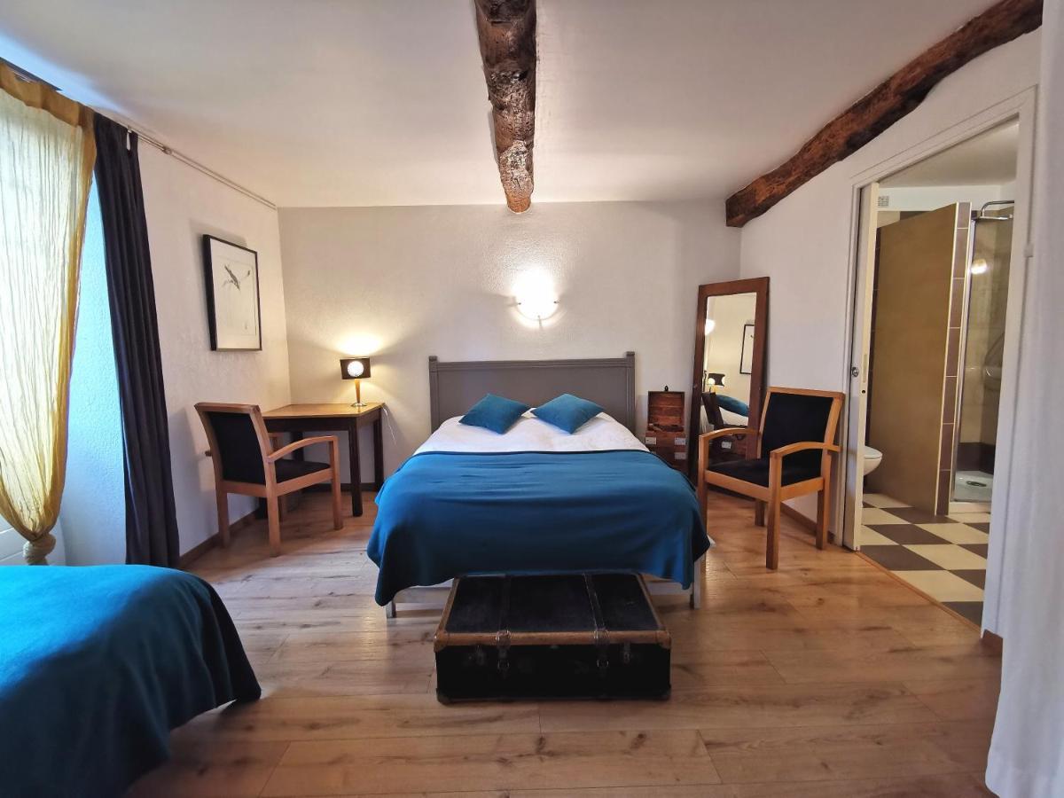 Logis Hotel Restaurant La Barguillere Saint-Pierre-de-Rivière المظهر الخارجي الصورة