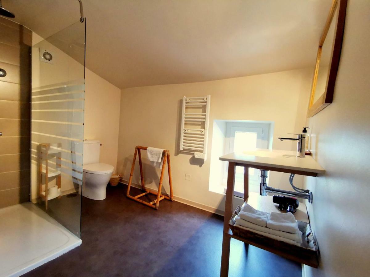 Logis Hotel Restaurant La Barguillere Saint-Pierre-de-Rivière المظهر الخارجي الصورة